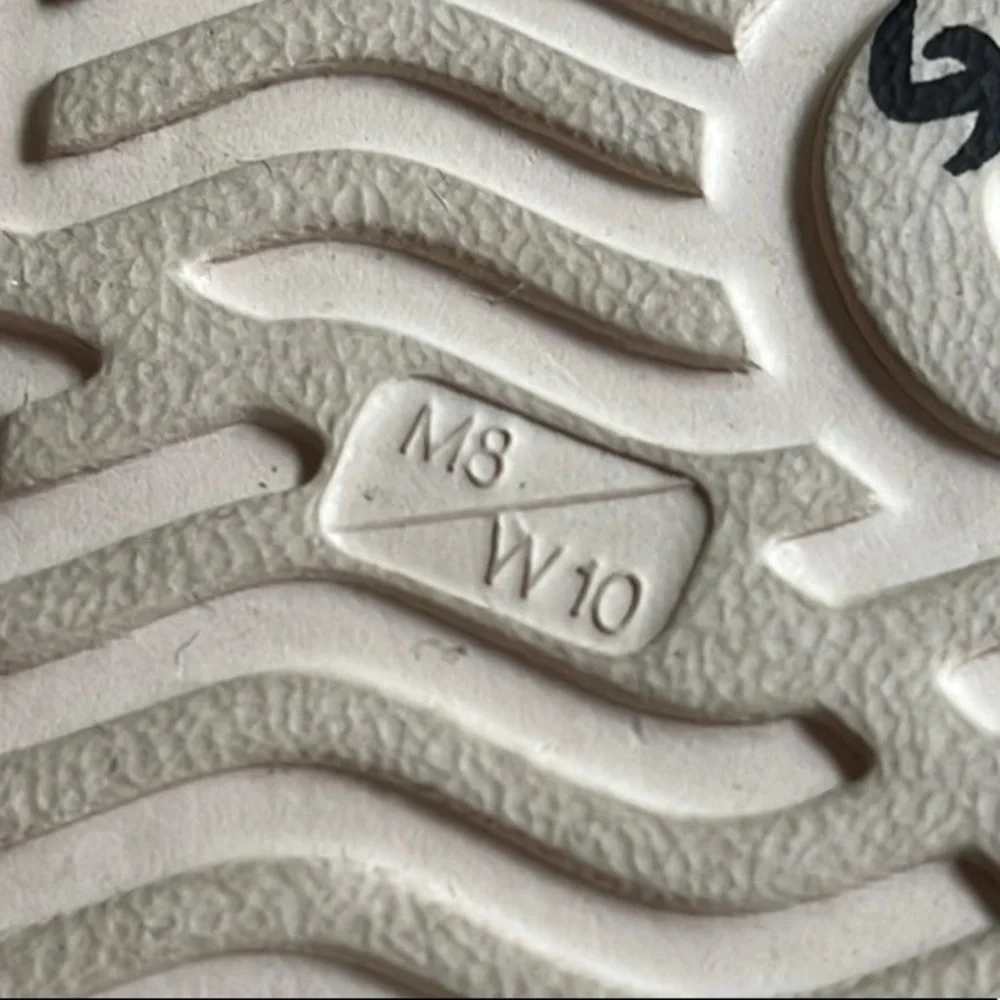 Native Shoes - Picture 11 of 11